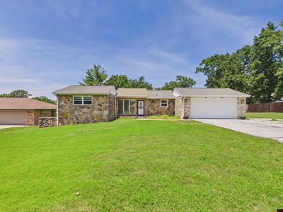 104 Louann Dr