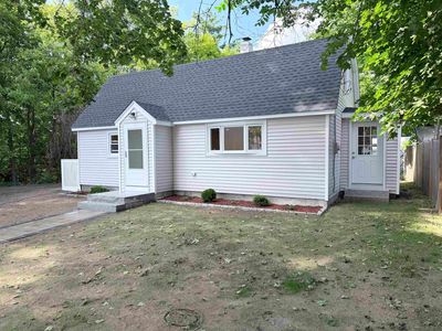 Property at 35 Highland Avenue, Derry, NH