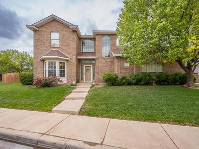 7001 Glenoak Ln