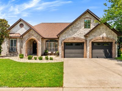 2904 N Hawks Landing Blvd