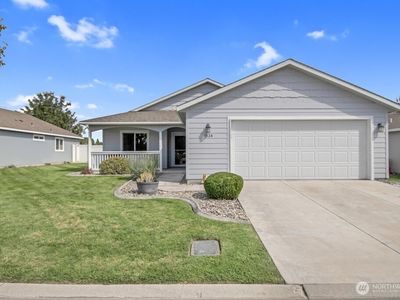 1534 Larkspur Drive