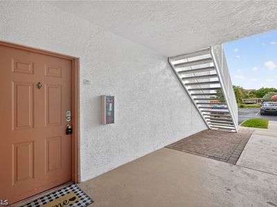 6401 Aragon Way APT 106