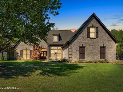 3815 Park Creek Dr
