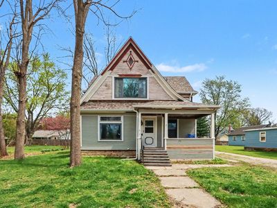 716 N Main St