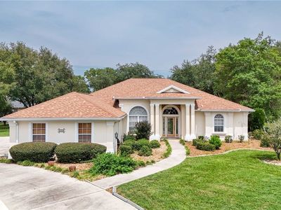 926 E Triple Crown Loop
