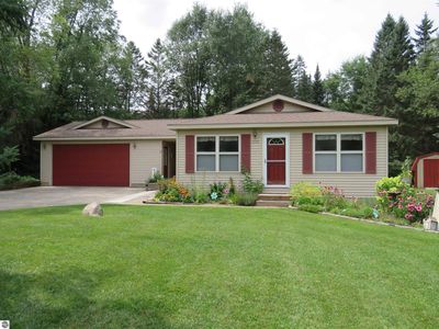 3774 Driftwood Dr