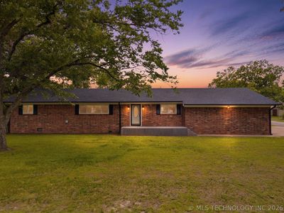 219 E Ozark St