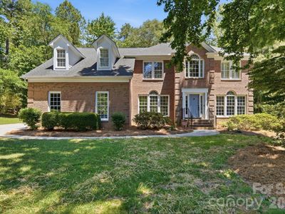 4432 Mountain Cove Dr