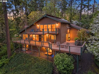 2804 Arline Way