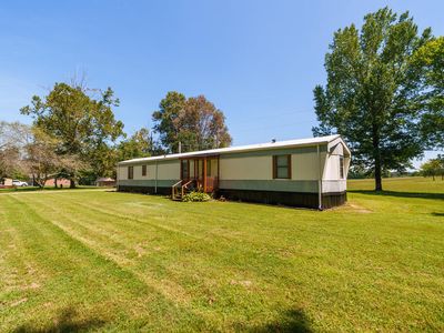 423 Moore Rd