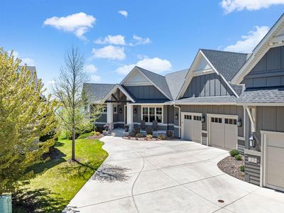 23 Phoebe Ln