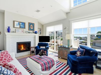 87 Elm St #321