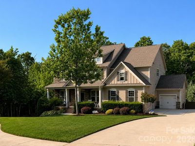 1001 Greenwich Park Dr