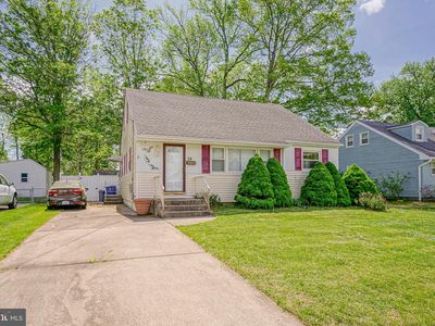 24 Birch Ave