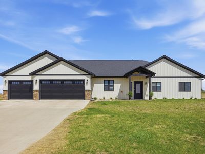 15189 Hill View Ln