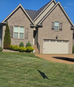105 Grayson Ln