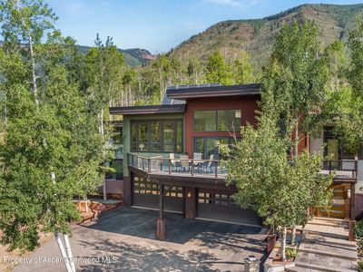 170 Regatta Dr