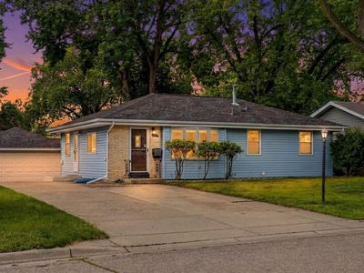 6601 46th Pl N