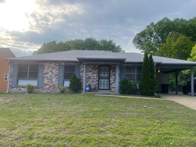 1150 Finch Dr