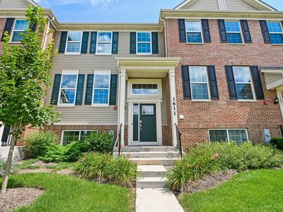 1611 Bentz Way