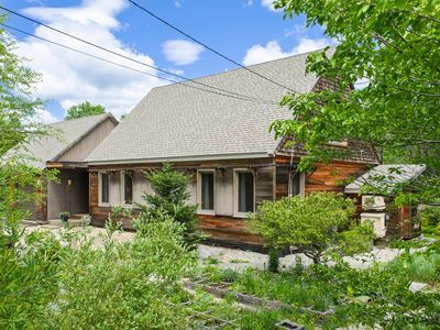 245 Lower Flying Point Road