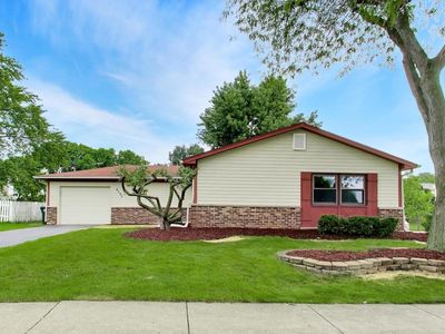 4585 Brigantine Ln