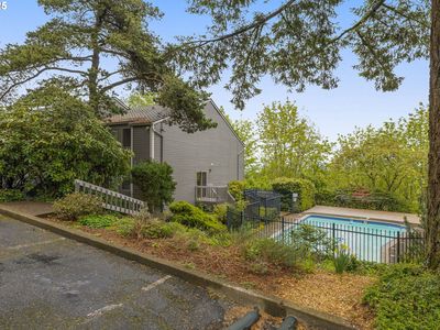 44 Eagle Crest Dr APT 19