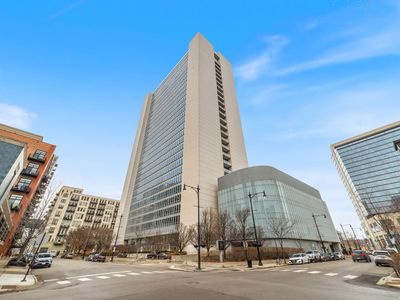 500 W Superior St #1306