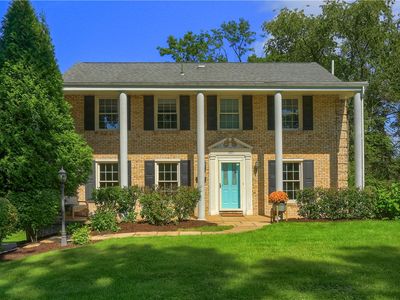 1225 Montclair Dr