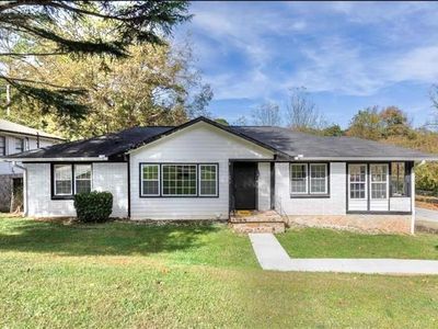 1093 Fayetteville Rd