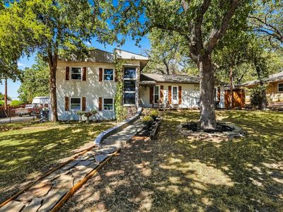 1003 Hopkins Dr