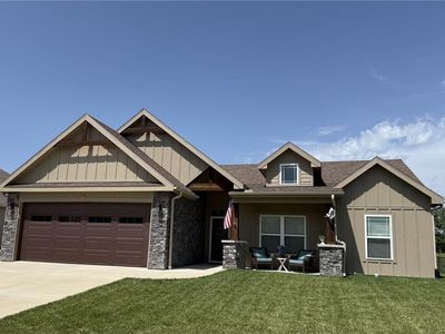 307 Lykins Ln