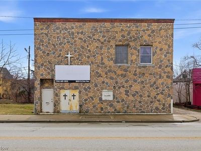 8834 Saint Clair Ave