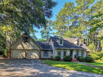 4476 Rivoli Dr