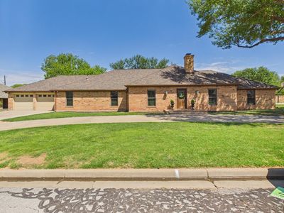 900 Mohawk Dr