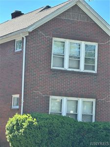 43 Hawthorne Ave