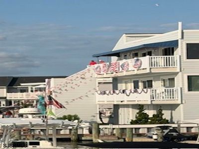1128 Bay Ave APT 5