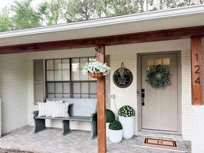 124 Ridgewood Rd