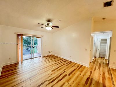 5570 NW 61st St APT 930
