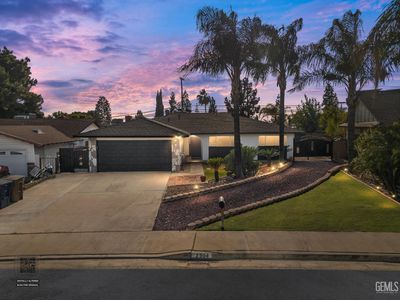 2904 Maywood Dr