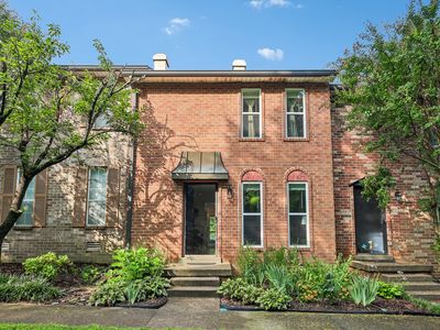 386 Huntington Ridge Dr