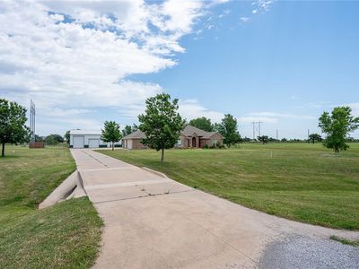 2858 Fields Rd