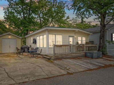 6001 - 1807 S Kings Hwy. #1807 Lovestone Dr.