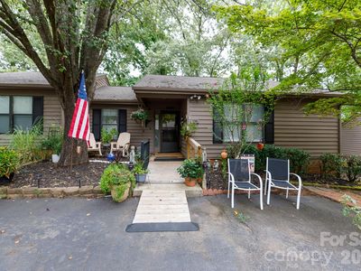 135 Cedar Holw