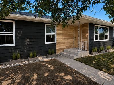 1227 7th Ave W