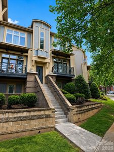 820 Garden District Dr