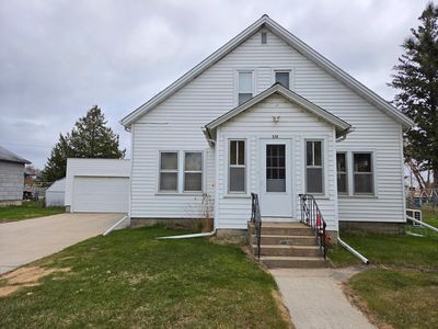 516 4th St SE