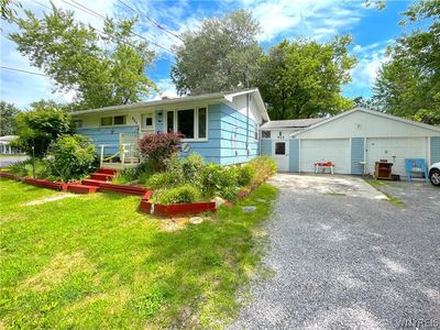 625 Ayer Rd