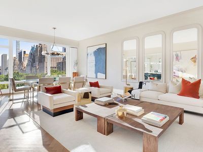 15 Central Park W APT 8B