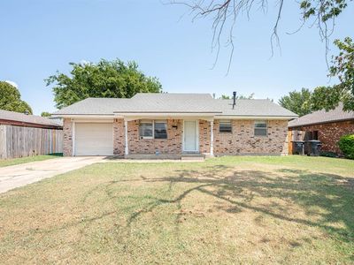 Property at 1504 Lawton, Moore, OK